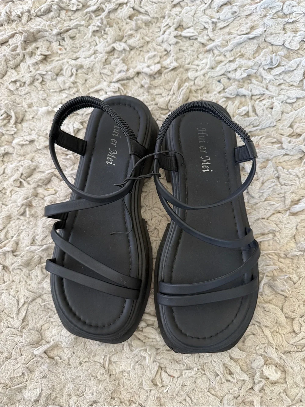 Hui Er Mei Black Strappy Platform Sandals Size 39 / US 8–8.5